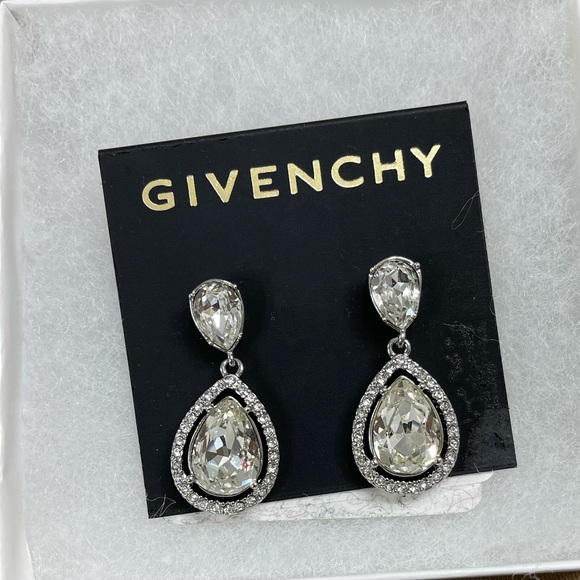 Givenchy earrings - Picture 3 of 3